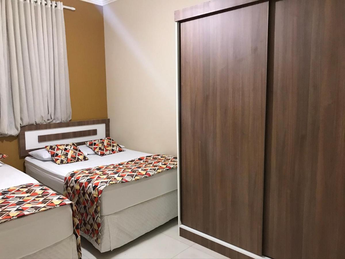 Apartamento Copacabana, 4 Quartos, 3 Banheiros *